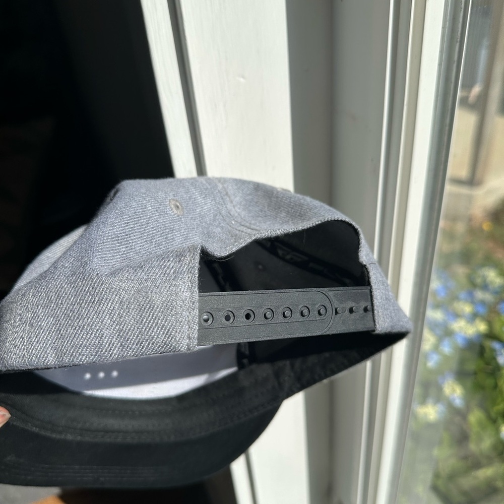 Fly Racing gray & black hat - Picture 5 of 6